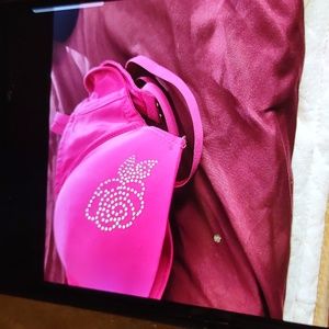 Mamia bra size 40c pink